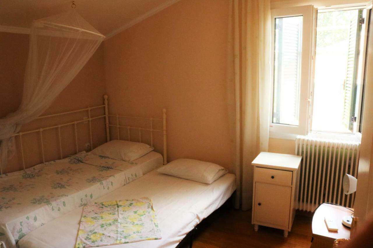 Mon Repos Two Floor Apartment コルフ島 エクステリア 写真